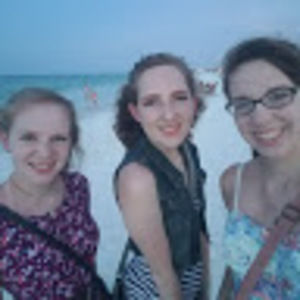 Meet your Posher, Julia